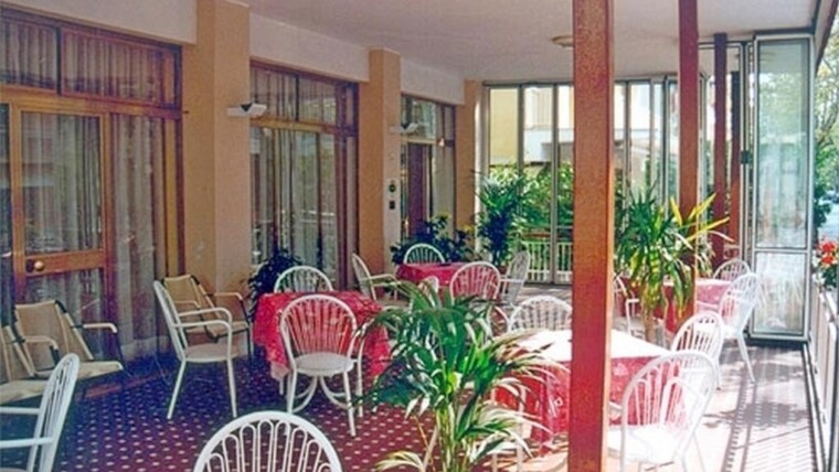 Hotel in vendita a Rivazzurra